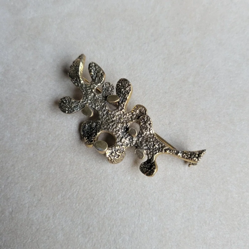 Vintage 1960s Zentall Oak Leaf Brooch Gold Tone Brutalist Modernist Fall